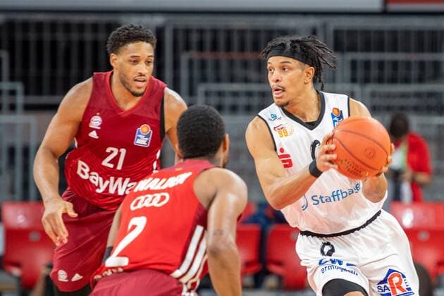 Augustine Rubit 21 FC Bayern , Corey Walden 2 FC Bayern , Nelson Weidemann 0 Niners Chemnitz , FC Bayern Basketball vs Chemnitz Niners, easyCredit BBL, 09 01 2022 Muenchen Bayern Germany Copyright: xkolbert-press UlrichxGamelx
