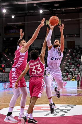 easyCredit BBL, Telekom Baskets Bonn vs Hamburg Towers, 09 01 2022 Ray McCallum Hamburg Towers 10 , easyCredit BBL, Telekom Baskets Bonn vs Hamburg Towers on 09 01 2022 at the Telekom Dome Bonn, Bonn North Rhine Westphalia Copyright: xBEAUTIFULxSPORTS Mueller-Laschetx