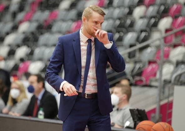 Coach Tuomas Iisalo Telekom Baskets Bonn vs Hamburg Towers easyCredit BBL 1 Bundesliga , 2021 2022 season , Main round 16 matchday