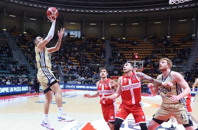 Mandatory Credit: Photo by Michele Nucci LiveMedia Shutterstock (12749845w) Pietro Aradori (Fortitudo Kigili Bologna) Italian Basketball A Serie Championship Fortitudo Bologna vs Openjobmetis Varese, PalaDozza, Bologna, Italy - 09 Jan 2022 Italian Basketball A Serie Championship Fortitudo Bologna vs Openjobmetis Varese, PalaDozza, Bologna, Italy - 09 Jan 2022  Copyright: xMichelexNucci LiveMedia Shutterstockx 12749845w