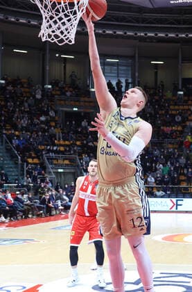 Robin Benzing (Fortitudo Kigili Bologna) during the series A1 italian LBA basketball championship match Kigili Fortitudo Bologna Vs. Openjobmetis Varese at the Paladozza sports palace - Bologna, January 2022  Copyright: xMichelexNuccix xIPAx xx 0