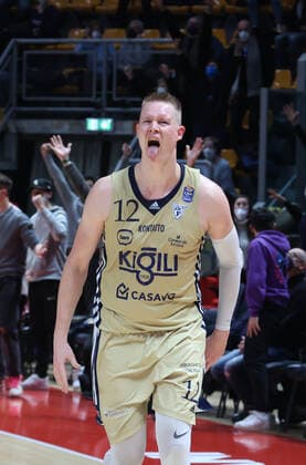 Robin Benzing (Fortitudo Kigili Bologna) during the series A1 italian LBA basketball championship match Kigili Fortitudo Bologna Vs. Openjobmetis Varese at the Paladozza sports palace - Bologna, January 2022  Copyright: xMichelexNuccix xIPAx xx 0