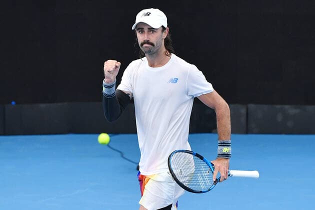 SYDNEY TENNIS CLASSIC, Jordan Thompson of Australia celebrates his win over Marcos Giron of the USA on Day 1 of the Sydney Tennis Classic at Sydney Olympic Park in Sydney, Monday, January 10, 2022. ( NO ARCHIVING, EDITORIAL USE ONLY, NO USE IN BOOKS WITHOUT CONSENT SYDNEY NSW AUSTRALIA  Copyright: xDEANxLEWINSx 20220110001612248303