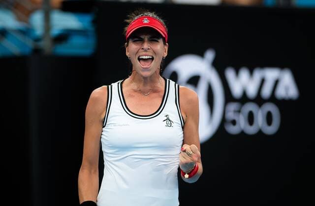 Mandatory Credit: Photo by Rob Prange Shutterstock (12750372ai) Ajla Tomljanovic of Australia in action during the first round of the 2022 Sydney Tennis Classic WTA, Tennis Damen 500 tennis tournament Sydney Tennis Classic, Day 2, Tennis, Olympic Park, Sydney, Australia - 11 Jan 2022 Sydney Tennis Classic, Day 2, Tennis, Olympic Park, Sydney, Australia - 11 Jan 2022 Copyright: xRobxPrange Shutterstockx 12750372ai