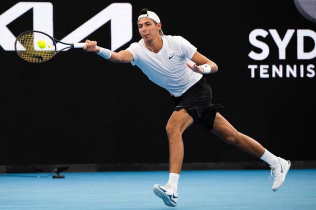 SYDNEY TENNIS CLASSIC, Alexei Popyrin of Australia in action during his First Round match against Pedro Martinez of Spain on Day 2 of the Sydney Tennis Classic at Ken Rosewall Arena, in Sydney, Tuesday, January 11, 2022. ( NO ARCHIVING, EDITORIAL USE ONLY, NO USE IN BOOKS WITHOUT CONSENT SYDNEY NSW AUSTRALIA  Copyright: xJAMESxGOURLEYx 20220111001612477558