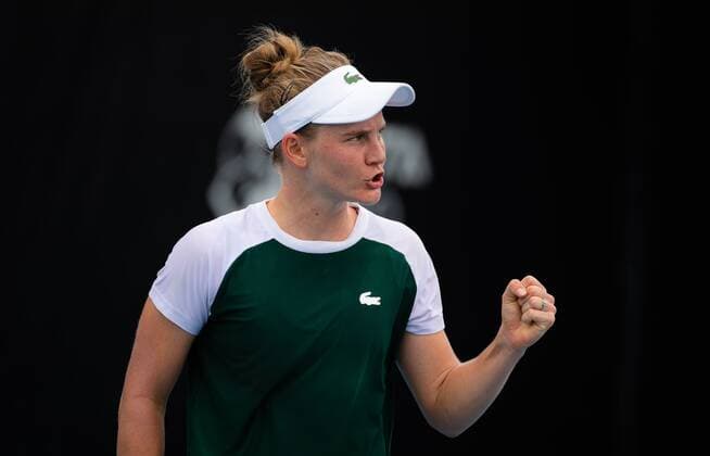 Mandatory Credit: Photo by Rob Prange Shutterstock (12750372bp) Fiona Ferro of France in action during the first round of the 2022 Sydney Tennis Classic WTA, Tennis Damen 500 tennis tournament Sydney Tennis Classic, Day 2, Tennis, Olympic Park, Sydney, Australia - 11 Jan 2022 Sydney Tennis Classic, Day 2, Tennis, Olympic Park, Sydney, Australia - 11 Jan 2022 Copyright: xRobxPrange Shutterstockx 12750372bp