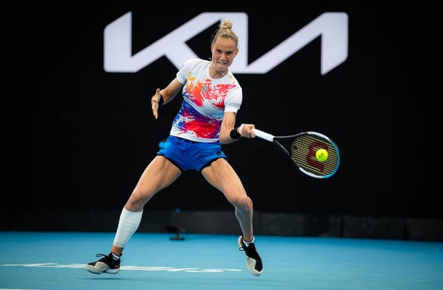 January 10, 2022, SYDNEY, AUSTRALIA: Arantxa Rus of the Netherlands in action during the first round of the 2022 Sydney Tennis Classic WTA, Tennis Damen 500 tennis tournament against Petra Kvitova of the Czech Republic SYDNEY AUSTRALIA - ZUMAa181 20220110_zaa_a181_056 Copyright: xRobxPrangex