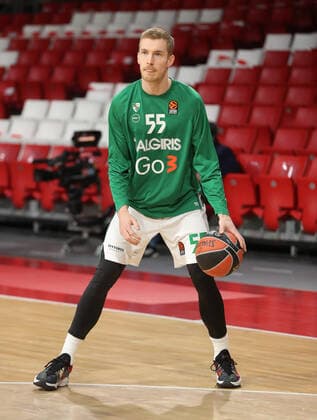 Niels Giffey BC Zalgiris Kaunas, 55 while warming up GER, FC Bayern Basketball vs BC Zalgiris Kaunas, Basketball, EuroLeague, 2021 2022 season, 11 01 2022, GER, FC Bayern Basketball vs BC Zalgiris Kaunas, Basketball, EuroLeague, 2021 2022 season, 11 01 2022, Munich Copyright: xEIBNER MarcelxEngelbrechtx EP_EER