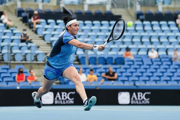 SYDNEY, AUSTRALIA - JANUARY 12: Ons Jabeur of Tunisia plays a forehand during the Sydney Classic Tennis match between Petra Kvitova of the Czech Republic and Ons Jabeur of Tunisia at Ken Rosewall Arena on January 12, 2022 in Sydney, Australia. (Photo by Steven Markham Icon Sportswire) TENNIS: JAN 12 Sydney Classic Icon2201120009