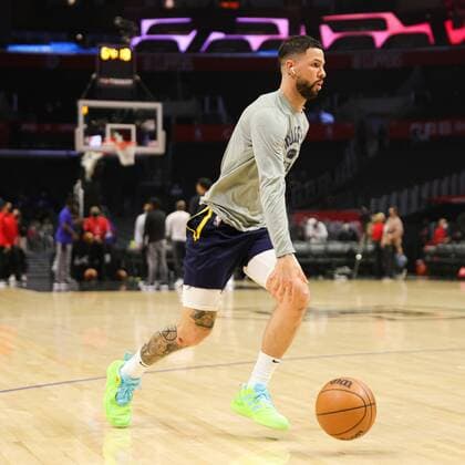 Austin Rivers of the Nuggets warms up before the NBA, Basketball Herren, USA game between Los Angeles Clippers and Denver Nuggets, at the Crypto.com Arena in Los Angeles (United States). Los Angeles Clippers vs Denver Nuggets !ACHTUNG: NUR REDAKTIONELLE NUTZUNG!  Copyright: xPhillipxKimx AME8438 20220112-403f28191253aae4120667a211a33cbcc872ba74