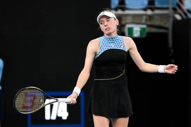 SYDNEY, AUSTRALIA - JANUARY 12: Ekaterina Alexandrova of Russia holds out her arms during the Sydney Classic Tennis match between Garbine Muguruza of Spain and Ekaterina Alexandrova of Russia at Ken Rosewall Arena on January 12, 2022 in Sydney, Australia. (Photo by Steven Markham Icon Sportswire) TENNIS: JAN 12 Sydney Classic Icon2201120122