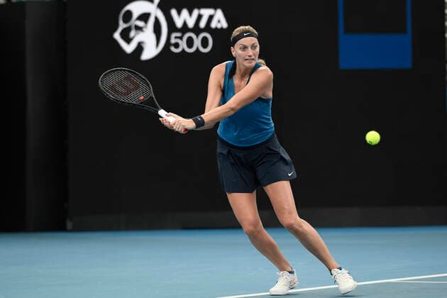 12th January 2022: Ken Rosewall Arena, Sydney Olympic Park, Sydney, Australia; Sydney Tennis Classic, Day 4: Petra Kvitova of Czechoslovakia hits a backhand to Ons Jabeur of Tunisia  ActionPlus12355566 NigelxOwen