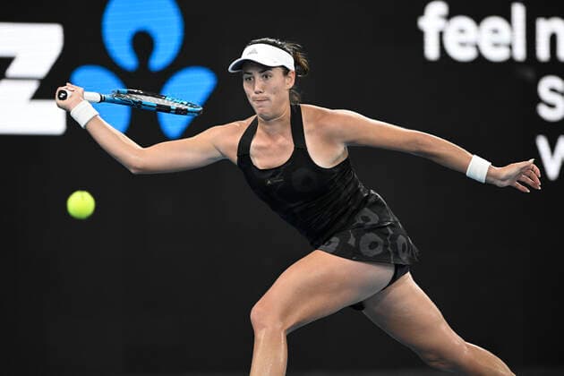 12th January 2022: Ken Rosewall Arena, Sydney Olympic Park, Sydney, Australia; Sydney Tennis Classic, Day 4: Garbine Muguruza of Spain stretches to reach the ball in her match against Ekaterina Alexandrova of Russia  ActionPlus12355609 NigelxOwen