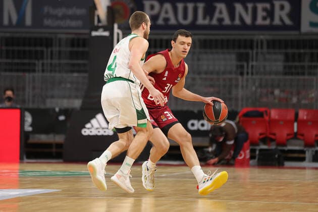 Lukas Lekavicius BC Zalgiris Kaunas, 4 and Zan Mark Sisko Bayern Basketball, 31 GER, FC Bayern Basketball vs BC Zalgiris Kaunas, Basketball, EuroLeague, 2021 2022 season, 11 01 2022, GER, FC Bayern Basketball vs BC Zalgiris Kaunas, Basketball, EuroLeague, 2021 2022 season, 11 01 2022, Munich. Copyright: xEIBNER MarcelxEngelbrechtx EP_EER