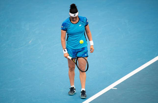 January 12, 2022, SYDNEY, AUSTRALIA: Ons Jabeur of Tunisia in action during the second round of the 2022 Sydney Tennis Classic WTA, Tennis Damen 500 tennis tournament against Petra Kvitova of the Czech Republic SYDNEY AUSTRALIA - ZUMAa181 20220112_zaa_a181_009 Copyright: xRobxPrangex