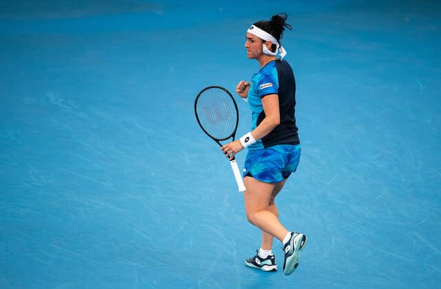 January 12, 2022, SYDNEY, AUSTRALIA: Ons Jabeur of Tunisia in action during the second round of the 2022 Sydney Tennis Classic WTA, Tennis Damen 500 tennis tournament against Petra Kvitova of the Czech Republic SYDNEY AUSTRALIA - ZUMAa181 20220112_zaa_a181_019 Copyright: xRobxPrangex