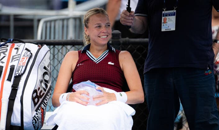 January 12, 2022, SYDNEY, AUSTRALIA: Anett Kontaveit of Estonia in action during the second round of the 2022 Sydney Tennis Classic WTA, Tennis Damen 500 tennis tournament against Elena Gabriela Ruse of Romania SYDNEY AUSTRALIA - ZUMAa181 20220112_zaa_a181_023 Copyright: xRobxPrangex