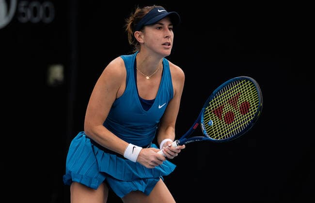 January 12, 2022, SYDNEY, AUSTRALIA: Belinda Bencic of Switzerland in action during the second round of the 2022 Sydney Tennis Classic WTA, Tennis Damen 500 tennis tournament against Oceane Dodin of France SYDNEY AUSTRALIA - ZUMAa181 20220112_zaa_a181_088 Copyright: xRobxPrangex