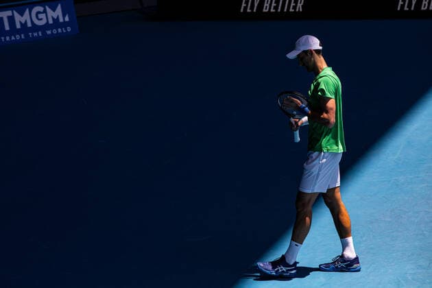 TENNIS AUSTRALIAN OPEN NOVAK DJOKOVIC PRACTICE, Novak Djokovic of Serbia during a training session at Melbourne Park in Melbourne, Thursday, January 13, 2022. Defending Australian Open champion Novak Djokovic remains in limbo awaiting a decision from Immigration Minister Alex Hawke. ( NO ARCHIVING, EDITORIAL USE ONLY, NO USE IN BOOKS WITHOUT CONSENT MELBOURNE VIC AUSTRALIA  Copyright: xDIEGOxFEDELEx 20220113001612981070