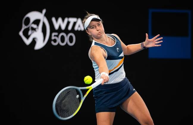 Mandatory Credit: Photo by Rob Prange Shutterstock (12751288by) Barbora Krejcikova of the Czech Republic in action during the quarter-final of the 2022 Sydney Tennis Classic WTA, Tennis Damen 500 tennis tournament Sydney Tennis Classic, Day 4, Tennis, Olympic Park, Sydney, Australia - 13 Jan 2022 Sydney Tennis Classic, Day 4, Tennis, Olympic Park, Sydney, Australia - 13 Jan 2022 Copyright: xRobxPrange Shutterstockx 12751288by
