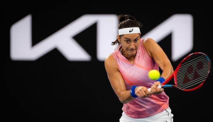 Mandatory Credit: Photo by Rob Prange Shutterstock (12751288bx) Caroline Garcia of France in action during the quarter-final of the 2022 Sydney Tennis Classic WTA, Tennis Damen 500 tennis tournament Sydney Tennis Classic, Day 4, Tennis, Olympic Park, Sydney, Australia - 13 Jan 2022 Sydney Tennis Classic, Day 4, Tennis, Olympic Park, Sydney, Australia - 13 Jan 2022 Copyright: xRobxPrange Shutterstockx 12751288bx