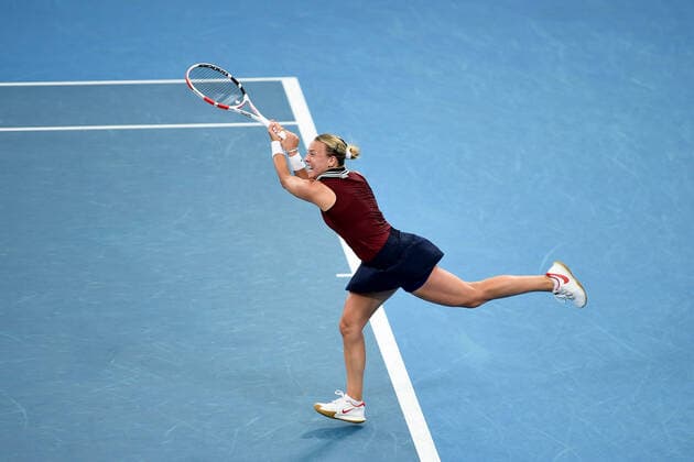 SYDNEY, AUSTRALIA - JANUARY 13: Anett Kontaveit of Estonia plays a backhand during the Sydney Classic Tennis match between Ons Jabeur of Tunisia and Anett Kontaveit of Estonia at Ken Rosewall Arena on January 13, 2022 in Sydney, Australia. (Photo by Steven Markham Icon Sportswire) TENNIS: JAN 13 Sydney Classic Icon2201130063