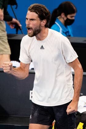 Tennis, ATP-Turnier in Sydney SYDNEY TENNIS CLASSIC, Maxime Cressy of USA celebrates victory after winning his round of 32 match against DuÅ¡an LajoviÄ? of Serbia on Day 4 of the Sydney Tennis Classic at Ken Rosewall Arena, in Sydney, Thursday, January 13, 2022. ( NO ARCHIVING, EDITORIAL USE ONLY, NO USE IN BOOKS WITHOUT CONSENT SYDNEY NSW AUSTRALIA  Copyright: xJAMESxGOURLEYx 20220113001613004725