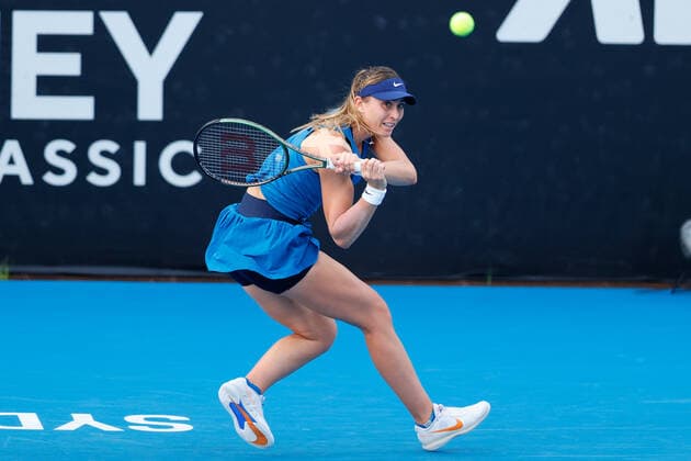 Paula Badosa of Spain plays a backhand against Belinda Bencic of Switzerland during the Quarter Final at the Sydney Tennis Classic 2022 at Sydney Olympic Park Tennis Centre, Sydney, Australia on 13 January 2022. Copyright: xPeterxDovganx 30470490