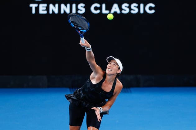 Garbine Muguruza of Spain serves to Daria Kasatkina of Russia during the Quarter Final match at the Sydney Tennis Classic 2022 at Sydney Olympic Park Tennis Centre, Sydney, Australia on 13 January 2022. Copyright: xPeterxDovganx 30470510