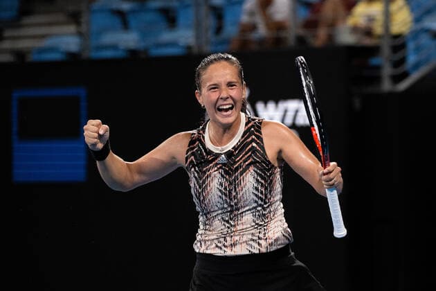SYDNEY TENNIS CLASSIC, Daria Kasatkina of Russia celebrates victory after winning her quarter final match against Garbine Muguruza of Spain on Day 4 of the Sydney Tennis Classic at Ken Rosewall Arena, in Sydney, Thursday, January 13, 2022. ( NO ARCHIVING, EDITORIAL USE ONLY, NO USE IN BOOKS WITHOUT CONSENT SYDNEY NSW AUSTRALIA  Copyright: xJAMESxGOURLEYx 20220113001613022729