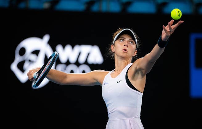 January 12, 2022, SYDNAY, AUSTRALIA: Jaqueline Cristian of Romania in action during the second round of the 2022 Sydney Tennis Classic WTA, Tennis Damen 500 tennis tournament against Barbora Krejcikova of the Czech Republic SYDNAY AUSTRALIA - ZUMAa181 20220112_zaa_a181_128 Copyright: xRobxPrangex