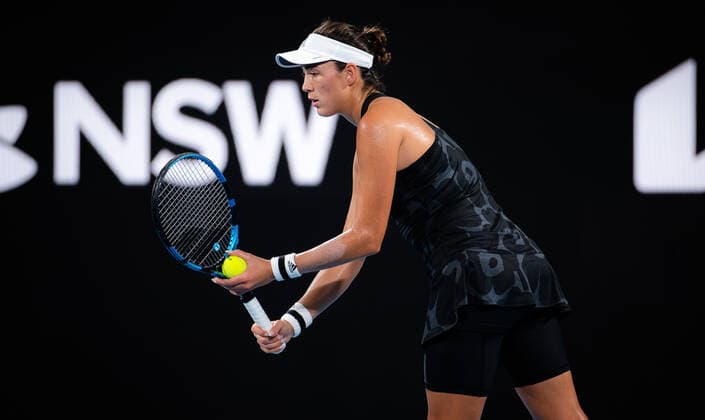Tennis, ATP-Turnier in Sydney January 13, 2022, SYDNAY, AUSTRALIA: Garbine Muguruza of Spain in action during the quarter-final of the 2022 Sydney Tennis Classic WTA, Tennis Damen 500 tennis tournament against Daria Kasatkina of Russia SYDNAY AUSTRALIA - ZUMAa181 20220113_zaa_a181_145 Copyright: xRobxPrangex