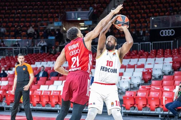 Augustine Rubit 21 FC Bayern , Will Thomas 10 AS Monaco Basket , FC Bayern Basketball vs AS Monaco Basket, Euroleague, 13 01 2022 Muenchen Bayern Germany Copyright: xkolbert-press UlrichxGamelx