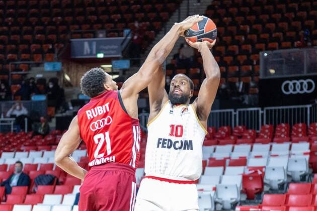 Augustine Rubit 21 FC Bayern , Will Thomas 10 AS Monaco Basket , FC Bayern Basketball vs AS Monaco Basket, Euroleague, 13 01 2022 Muenchen Bayern Germany Copyright: xkolbert-press UlrichxGamelx