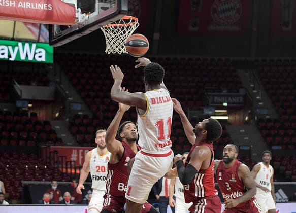 13 01 2022, xemx, Basketball Euroleague, FC Bayern Muenchen AS Monaco emspor, v l Augustine Rubit FC Bayern Basketball , Alpha Diallo AS Monaco , Corey Walden FC Bayern Basketball Muenchen