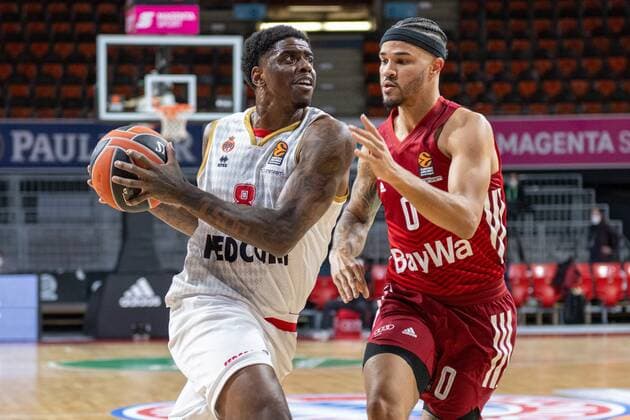 Dwayne Bacon 8 AS Monaco Basket , Nick Weiler Babb 0 FC Bayern , FC Bayern Basketball vs AS Monaco Basket, Euroleague, 13 01 2022 Muenchen Bayern Germany Copyright: xkolbert-press UlrichxGamelx