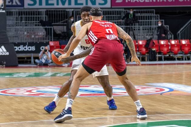 Dwayne Bacon 8 AS Monaco Basket , Nick Weiler Babb 0 FC Bayern , FC Bayern Basketball vs AS Monaco Basket, Euroleague, 13 01 2022 Muenchen Bayern Germany Copyright: xkolbert-press UlrichxGamelx