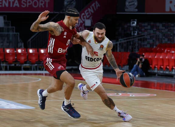 13 01 2022, Euroleague, FC Bayern Basketball vs AS Monaco, Basketball , Sport, in picture Nick Weiler Babi FCB Basketball vs JAMES, MIKE AS Monaco