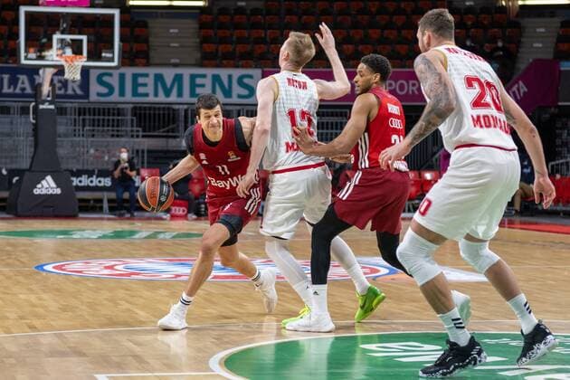 Vladimir Lucic 11 FC Bayern , Brock Motum 12 AS Monaco Basket , Augustine Rubit 21 FC Bayern , Donatas Motiejunas 20 AS Monaco Basket , FC Bayern Basketball vs AS Monaco Basket, Euroleague, 13 01 2022 Muenchen Bayern Germany Copyright: xkolbert-press UlrichxGamelx