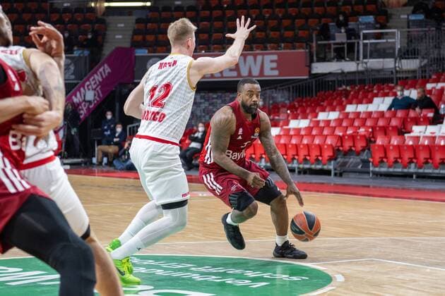 Brock Motum 12 AS Monaco Basket , K Rivers 3 FC Bayern , FC Bayern Basketball vs AS Monaco Basket, Euroleague, 13 01 2022 Muenchen Bayern Germany Copyright: xkolbert-press UlrichxGamelx