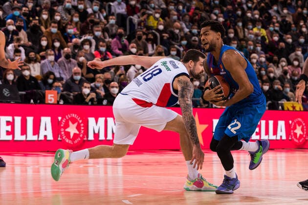 January 13, 2022, Barcelona, Barcelona, Spain: Cory Higgins of FC Barcelona, Barca in action during the Turkish Airlines EuroLeague match between FC Barcelona and Anadolu Efes Istanbul at Palau Blaugrana on January 13, 2022 in Barcelona, Spain. Barcelona Spain - ZUMAa181 20220113_zaa_a181_269 Copyright: xJavierxBorregox