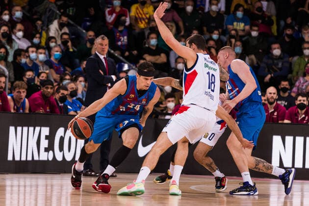 January 13, 2022, Barcelona, Barcelona, Spain: Kyle Kuric of FC Barcelona, Barca in action during the Turkish Airlines EuroLeague match between FC Barcelona and Anadolu Efes Istanbul at Palau Blaugrana on January 13, 2022 in Barcelona, Spain. Barcelona Spain - ZUMAa181 20220113_zaa_a181_239 Copyright: xJavierxBorregox