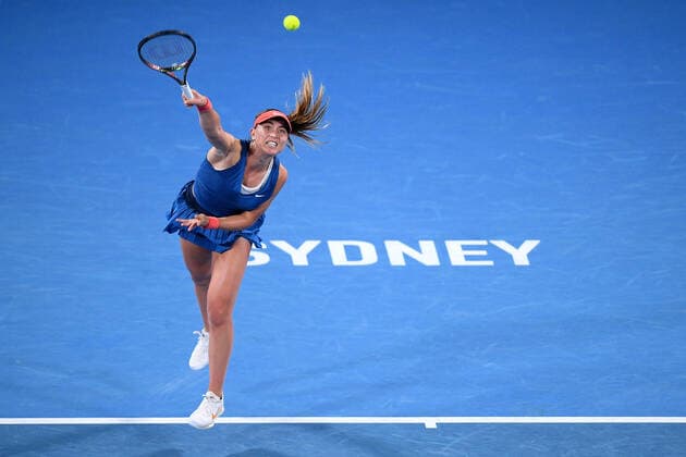 SYDNEY TENNIS CLASSIC, Paula Badosa of Spain serves during her semi final match against Daria Kasitkina of Russia on Day 5 of the Sydney Tennis Classic at Sydney Olympic Park in Sydney, Friday, January 14, 2022. ( NO ARCHIVING, EDITORIAL USE ONLY, NO USE IN BOOKS WITHOUT CONSENT SYDNEY NSW AUSTRALIA  Copyright: xDANxHIMBRECHTSx 20220114001613310016