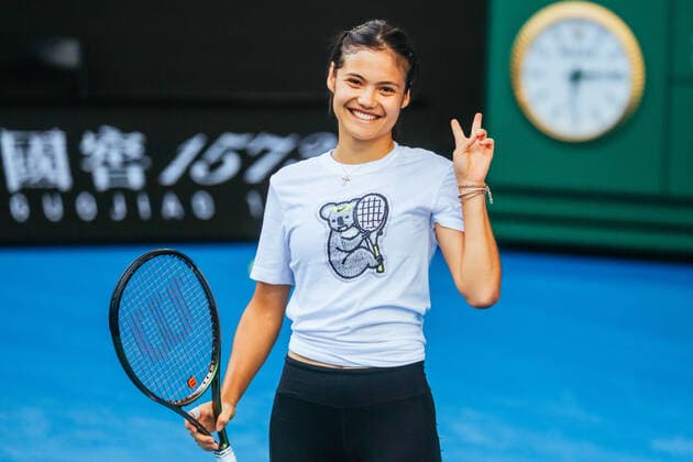 Sport Bilder des Tages January 14, 2022: EMMA RADUCANU of Great Britain during a practice session ahead of the 2022 Australian Open at Melbourne Park on January 14, 2022 in Melbourne, Australia. - ZUMAp121 20220114_zsp_p121_023 Copyright: xChrisxPutnamx