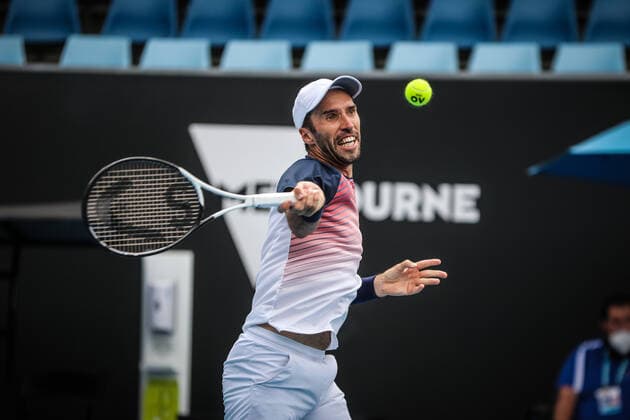January 14, 2022: Mikhail Kukushkin of Kazakhstan beats Ernesto Escobedo of USA on day 5 of 2022 Australian Open Qualifying at Melbourne Park on January 14, 2022 in Melbourne, Australia. - ZUMAp121 20220114_zsp_p121_058 Copyright: xChrisxPutnamx