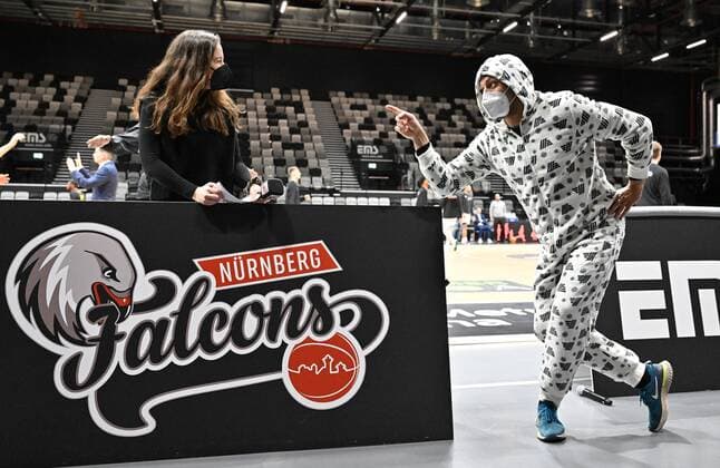 14 01 2022 Basketball Season 2021 2022 2 Bundesliga Pro A 19 Matchday Nürnberg Falcons Basketball Club NBC RASTA Vechta Dominik Mujkanovic Hall Speaker in Interview