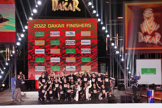 251 Pesci Alexandre (swi), Kuhni Stephan (swi), Rebellion Motors, Rebellion Motors DXX, Auto FIA T1 T2, action during the Podium Finish of the Dakar Rally 2022, on January 14th 2022 in Jeddah, Saudi Arabia - AUTO - DAKAR 2022 - PODIUM FINISH DPPI Panoramic  JDR55078