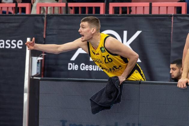 Till Joenke Tigers Tuebingen, 26 Tigers Tuebingen vs Kirchheim Knights, 2 Basketball Bundesliga, Pro A, Barmer 2 Basketball, 19 Spieltag , Spielzeit 2021 2022, 14 01 2022 Tigers Tuebingen vs Kirchheim Knights, 2 Basketball Bundesliga, Pro A, Barmer 2 Basketball, 19 Spieltag , Spielzeit 2021 2022, 14 01 2022 Tuebingen Copyright: xNinaxSanderx xEibnerxPressefotox EP_NSR