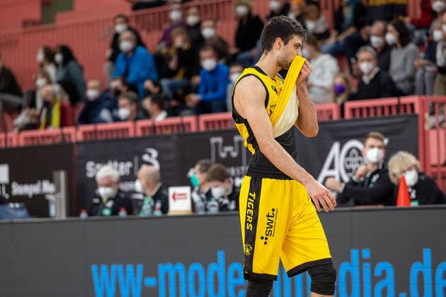 Mateo Seric Tigers Tuebingen, 17 Tigers Tuebingen vs Kirchheim Knights, 2 Basketball Bundesliga, Pro A, Barmer 2 Basketball, 19 Spieltag , Spielzeit 2021 2022, 14 01 2022 Tigers Tuebingen vs Kirchheim Knights, 2 Basketball Bundesliga, Pro A, Barmer 2 Basketball, 19 Spieltag , Spielzeit 2021 2022, 14 01 2022 Tuebingen Copyright: xNinaxSanderx xEibnerxPressefotox EP_NSR