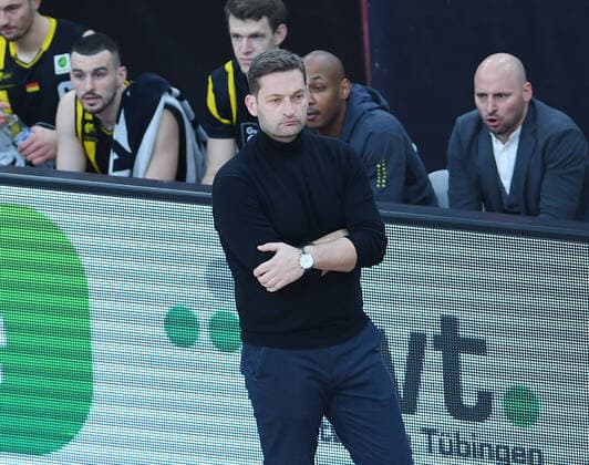 Basketball 2 Bundesliga 2020 2021 17 matchday in Paul Horn Arena Tigers Tuebingen VfL Kirchheim Knight 14 01 2021 coach Igor Perovic Kirchheim